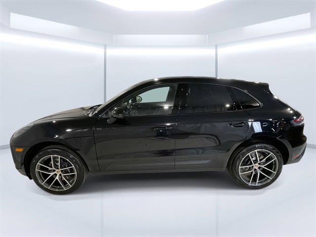 New 2026 Porsche Macan image 2