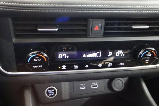 Certified 2023 Nissan Rogue SV image 22