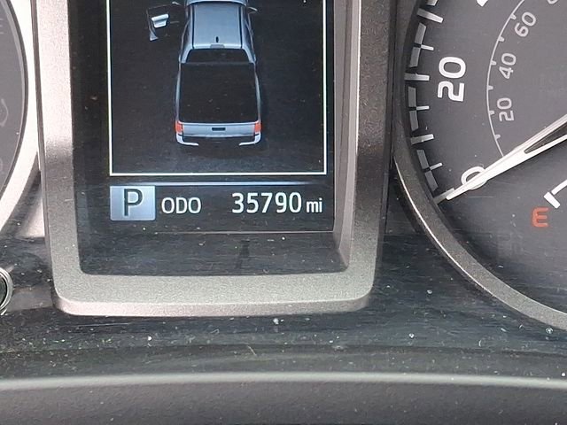 Used 2023 Toyota Tacoma TRD Sport w/ Advanced Technology Package image 18