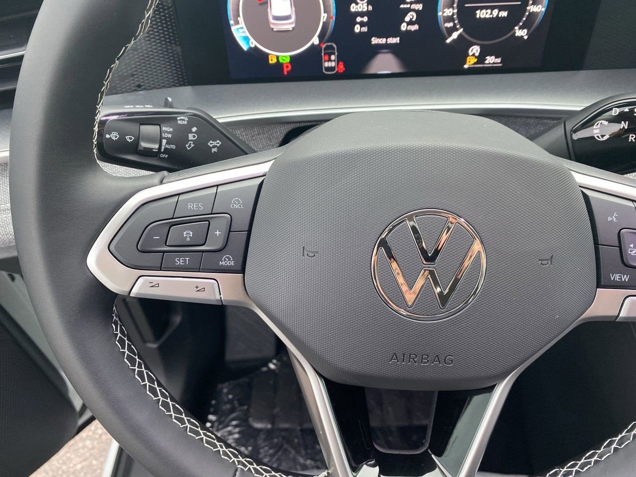 New 2026 Volkswagen Tiguan S FWD image 19