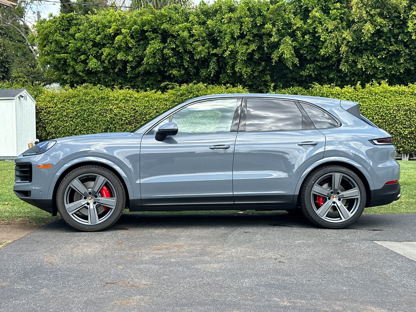 New 2026 Porsche Cayenne S AWD/4WD image 2