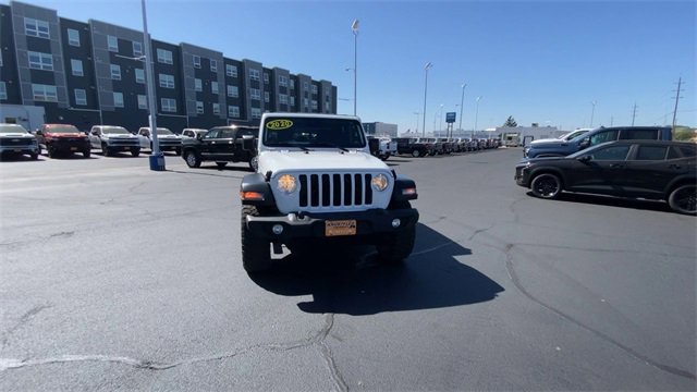 Used 2020 Jeep Gladiator Sport w/ Quick Order Package 24S image 3