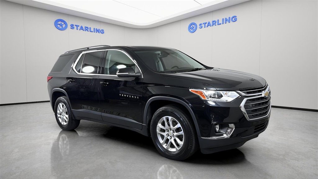 Used 2021 Chevrolet Traverse LT image 13