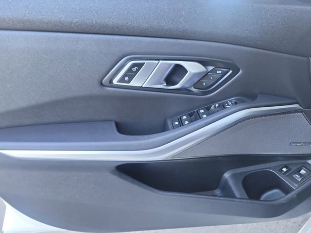 Used 2021 BMW 330e 330e iPerformance w/ M Sport Package image 20