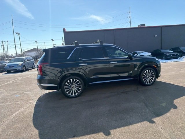 Used 2024 Hyundai Palisade Calligraphy image 6