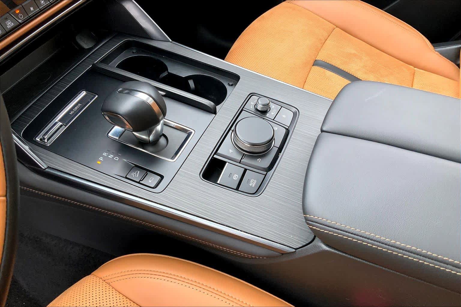 Certified 2025 MAZDA CX-70 3.3 Turbo S w/ Premium Plus image 17