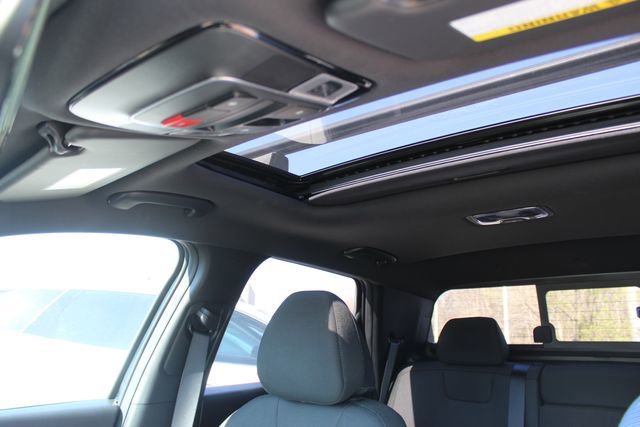 Used 2022 Hyundai Santa Cruz SEL w/ Activity Package image 24