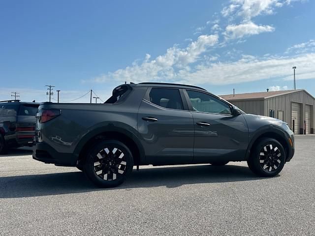 Used 2025 Hyundai Santa Cruz SEL AWD/4WD image 4