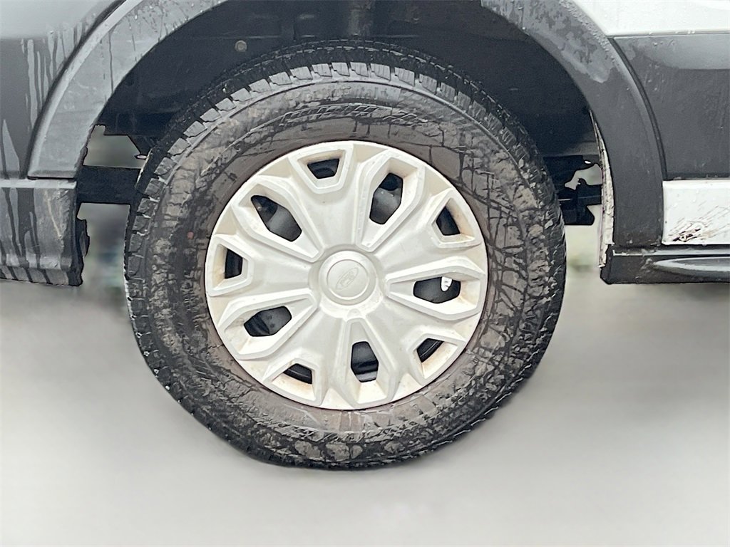 Used 2024 Ford Transit 250 Low Roof w/ Exterior Upgrade Package image 29