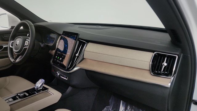 Used 2026 Volvo XC90 B6 Plus AWD/4WD image 36
