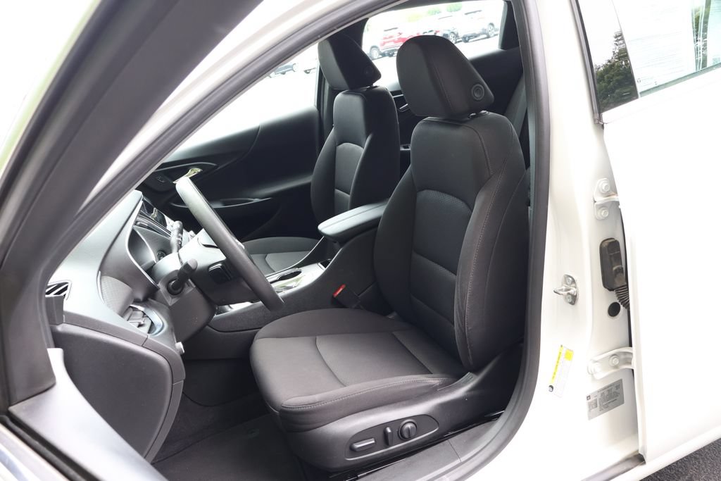 Used 2019 Chevrolet Malibu LT w/ Driver Confidence Package II FWD image 33