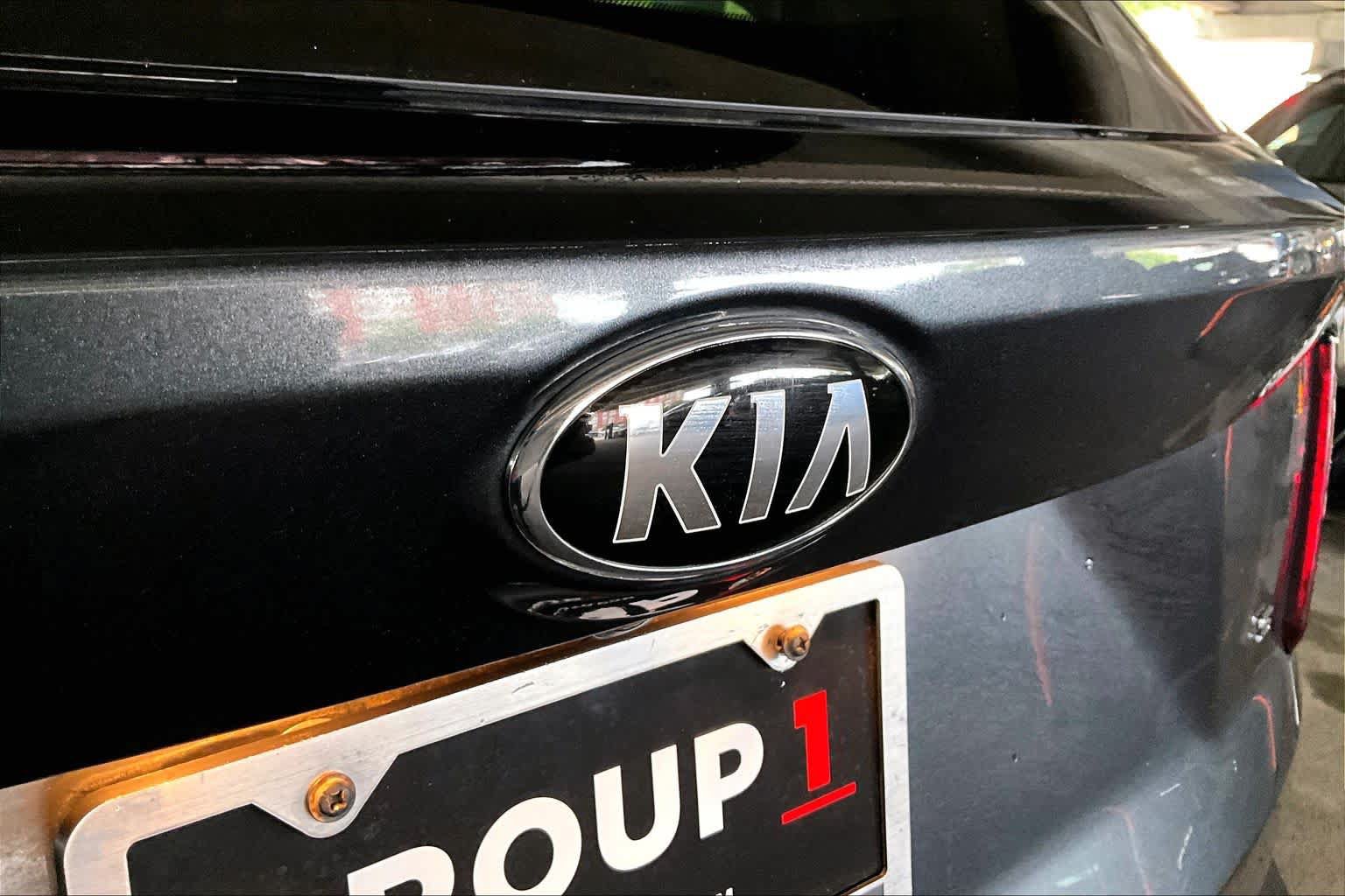Used 2021 Kia Sorento S FWD image 30