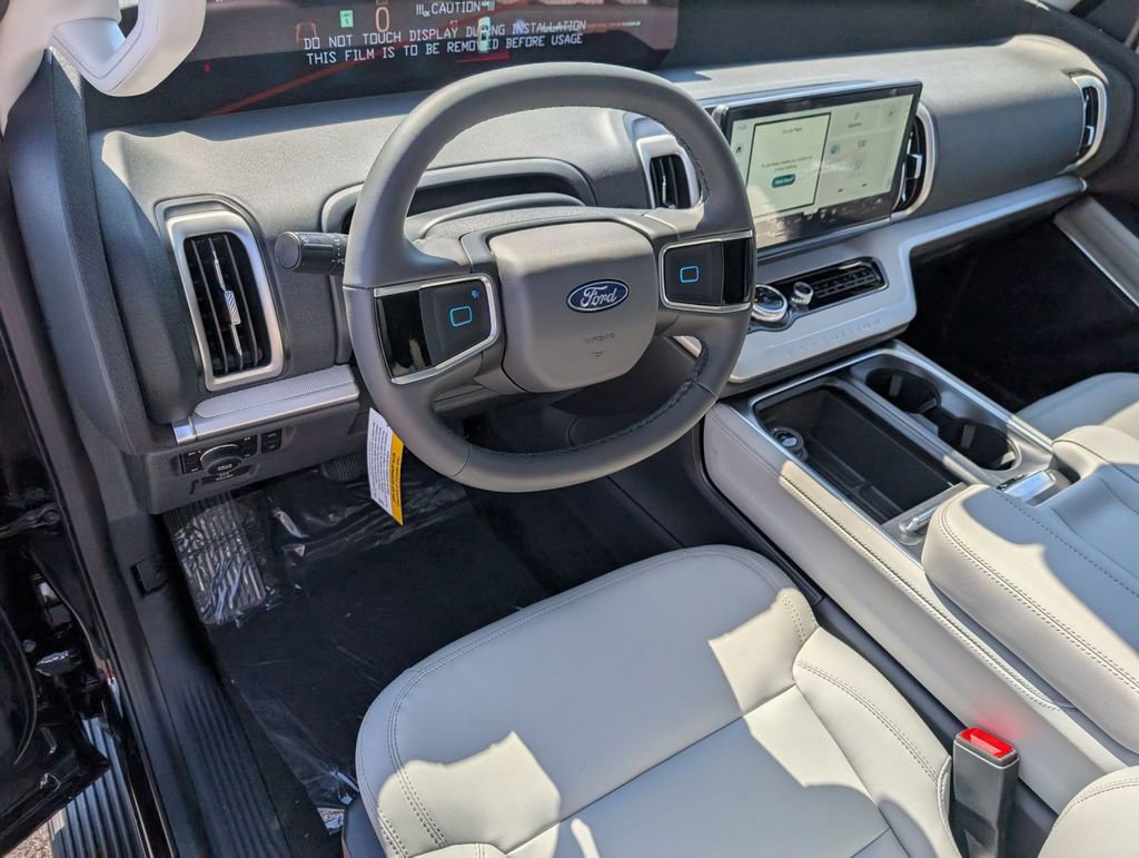 New 2026 Ford Expedition Active image 26