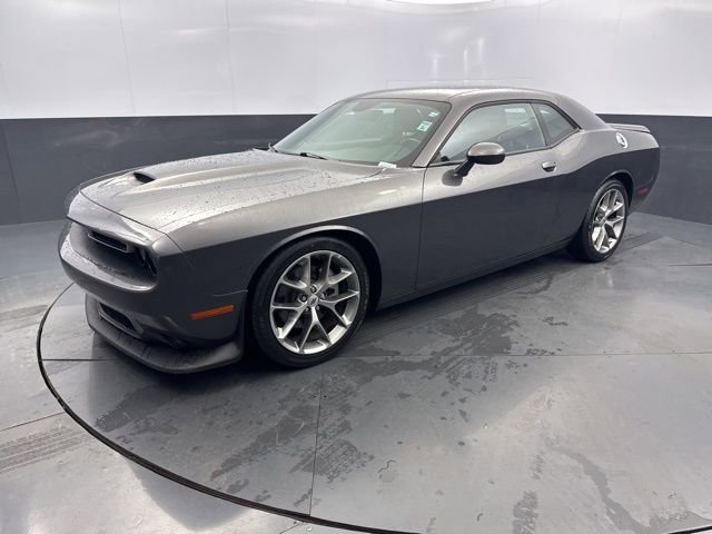 Used 2022 Dodge Challenger GT image 2