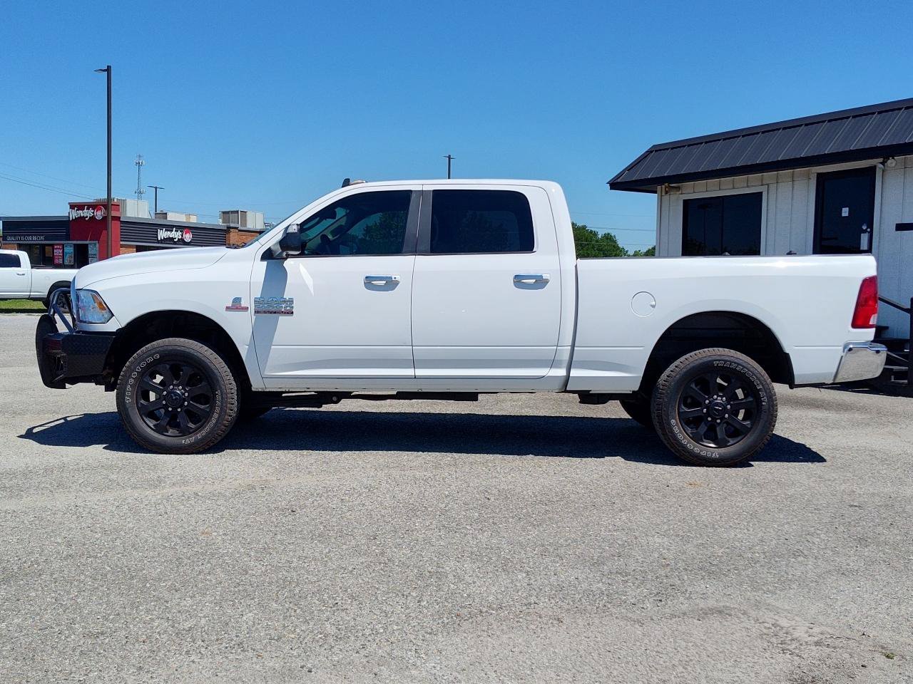 Used 2017 RAM 2500 SLT w/ Snow Chief Group AWD/4WD image 29