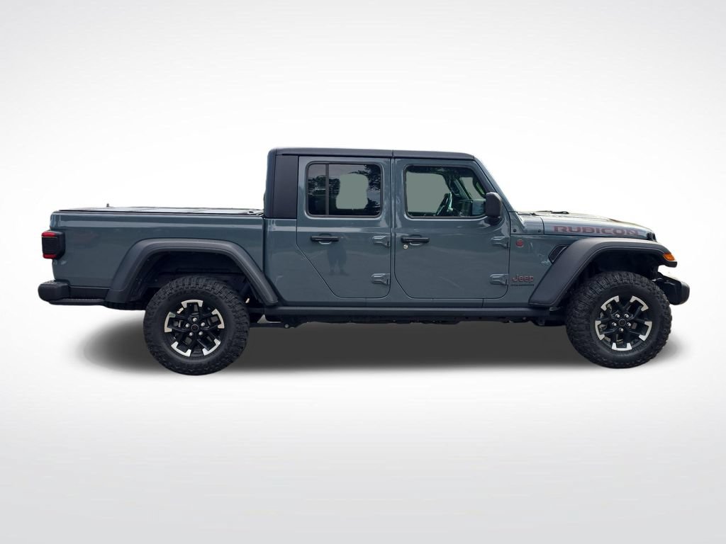 Used 2025 Jeep Gladiator Rubicon w/ Safety Group AWD/4WD image 8