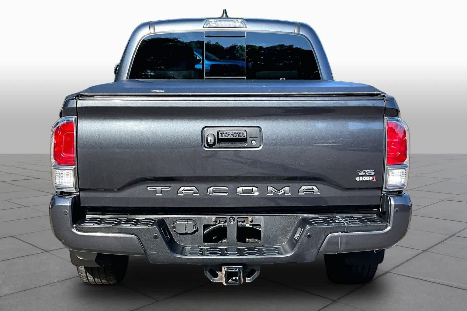 Used 2020 Toyota Tacoma TRD Off-Road w/ Technology Package AWD/4WD image 5