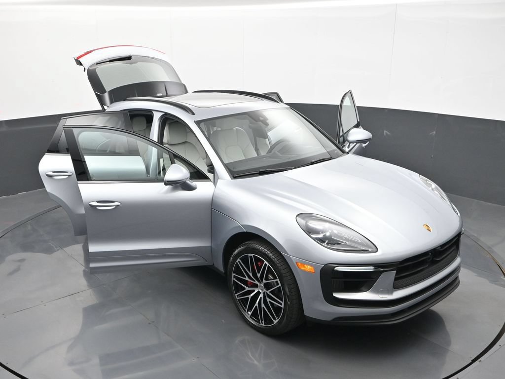 New 2026 Porsche Macan S AWD/4WD image 33