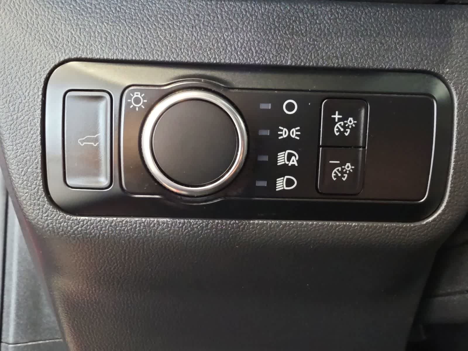 Used 2024 Ford Escape ST-Line w/ Tech Pack #1 AWD/4WD image 18
