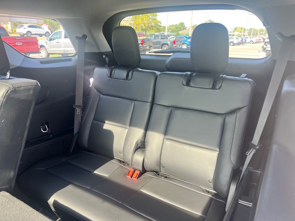 Used 2023 Ford Explorer XLT w/ Equipment Group 202A image 29