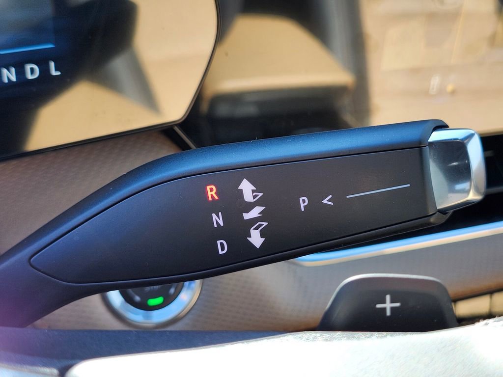 Used 2026 Chevrolet Equinox ACTIV w/ Convenience Package III image 24