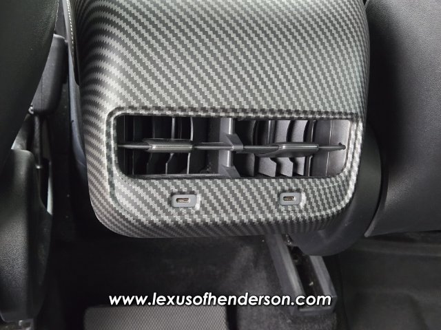 Used 2023 Tesla Model Y Performance AWD/4WD image 13