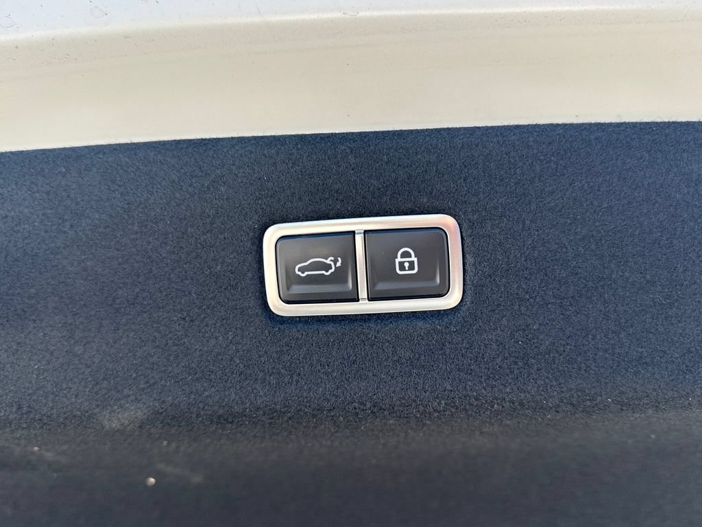 Certified 2023 Hyundai Ioniq 6 SEL AWD/4WD image 10
