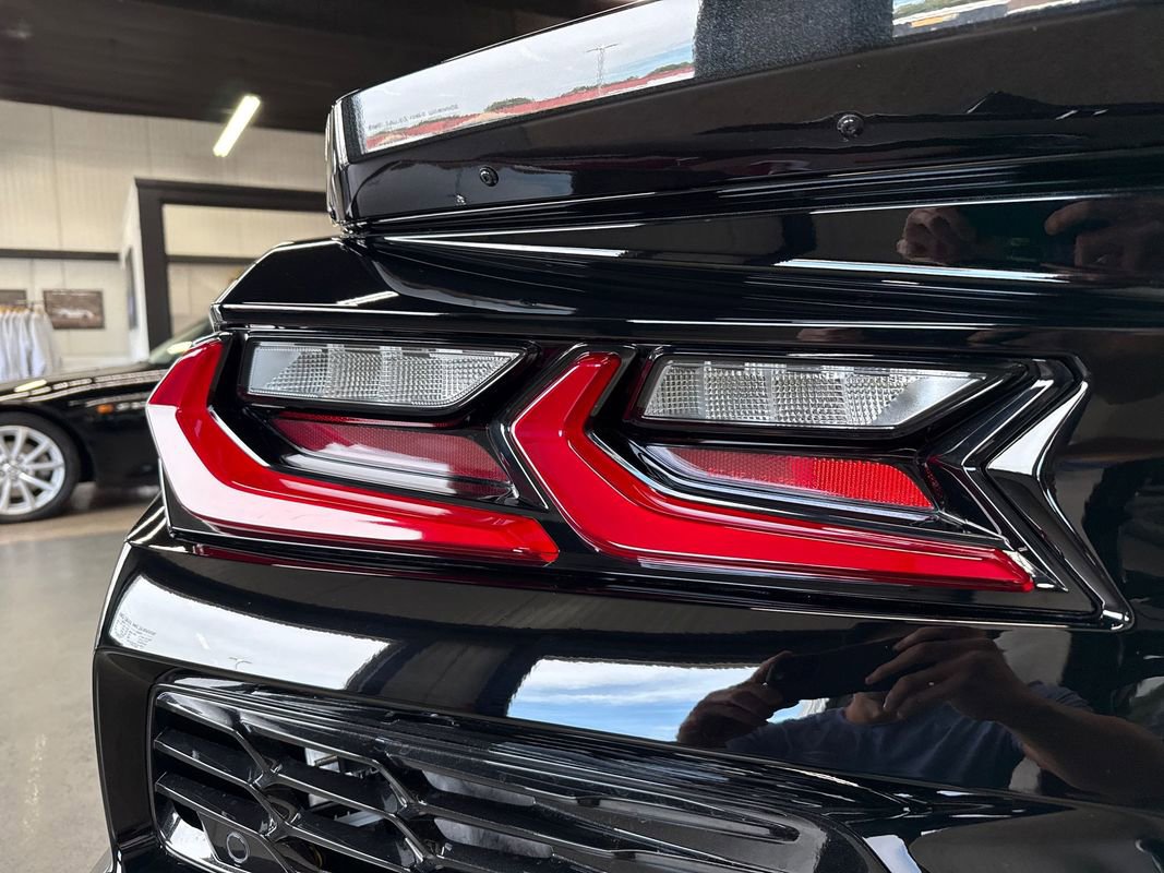 Used 2025 Chevrolet Corvette Z06 image 34