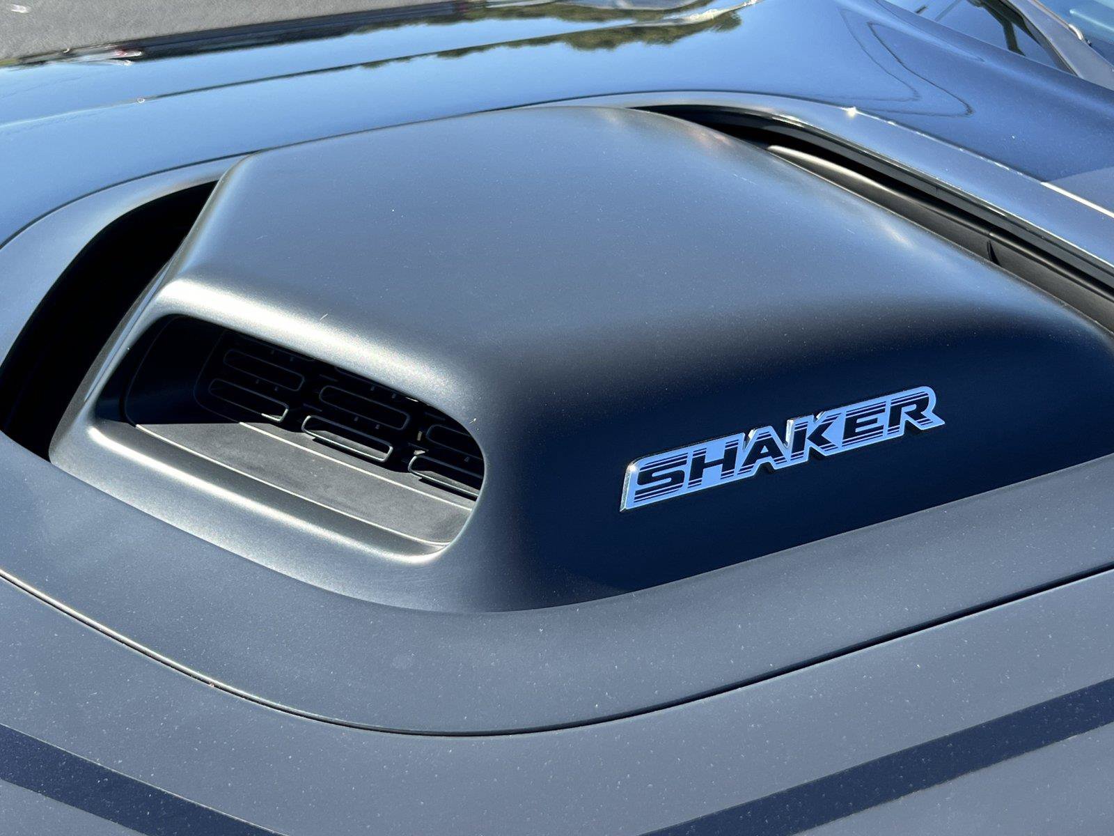 Used 2018 Dodge Challenger R/T Plus RWD image 9