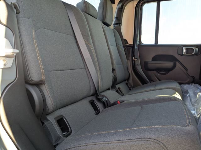 New 2026 Jeep Gladiator Sport AWD/4WD image 31