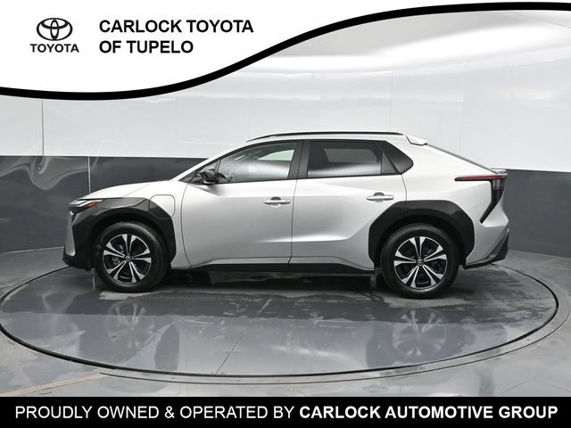 Used 2025 Toyota bZ4X FWD image 8