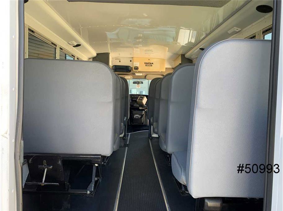 Used 2007 Chevrolet Express 3500 w/ School Bus Package image 9