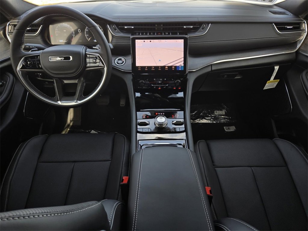 New 2025 Jeep Grand Cherokee Overland w/ Luxury Tech Group IV image 15