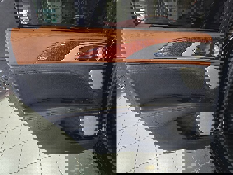 Used 2017 Lincoln MKZ Black Label w/ Technology Package image 10