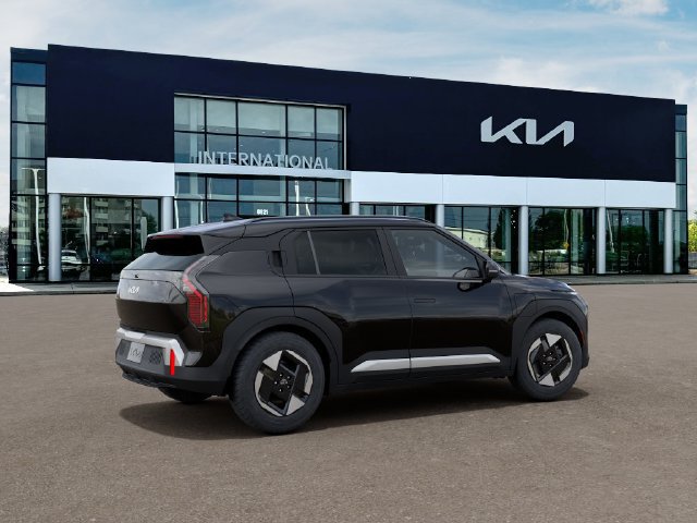 New 2027 Kia EV3 Wind FWD image 6