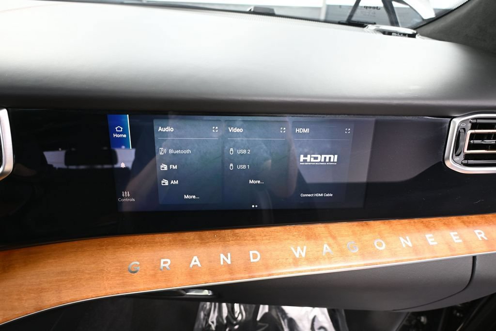Used 2023 Jeep Grand Wagoneer Series III AWD/4WD image 53