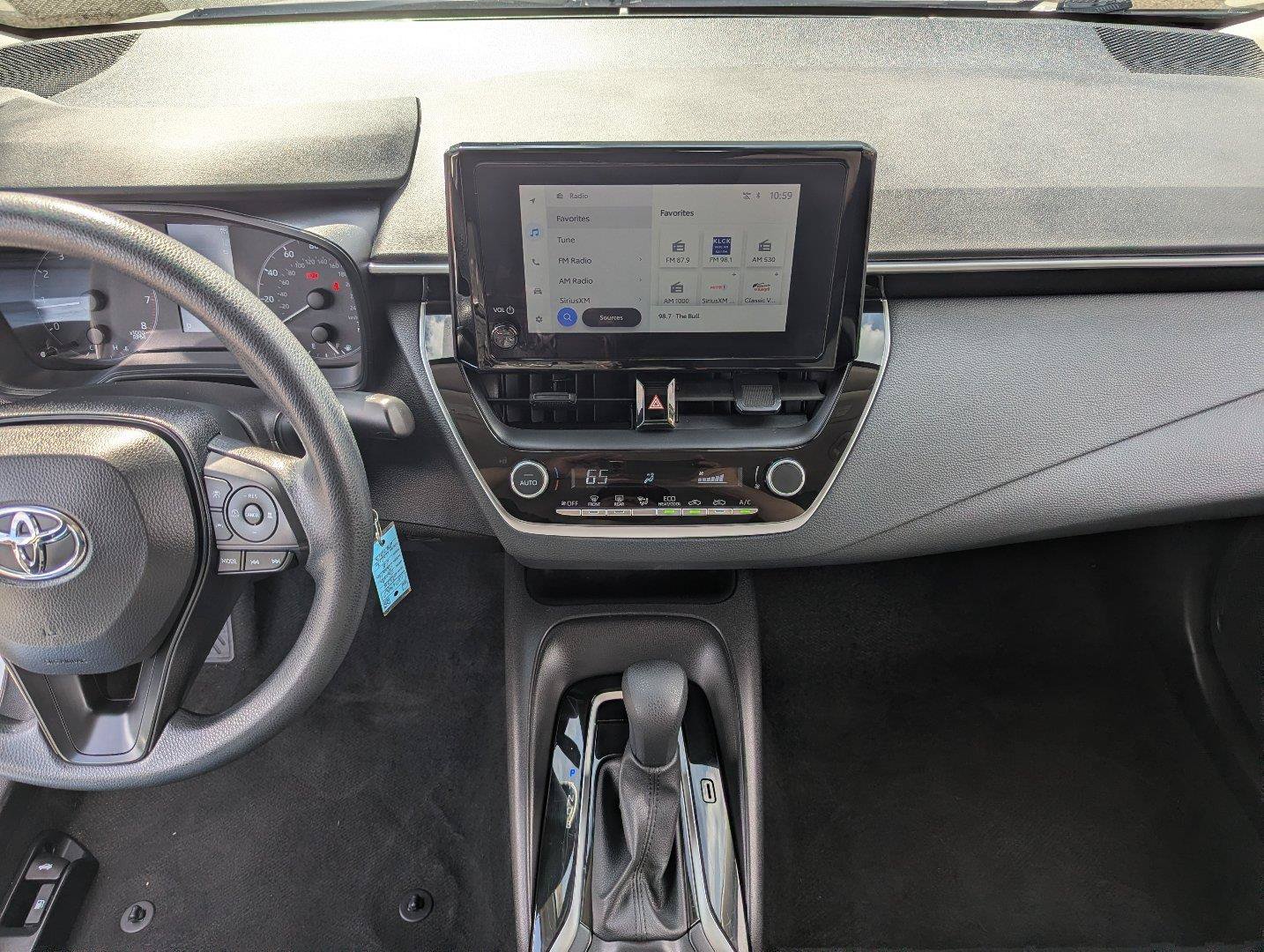 Used 2025 Toyota Corolla LE FWD image 16