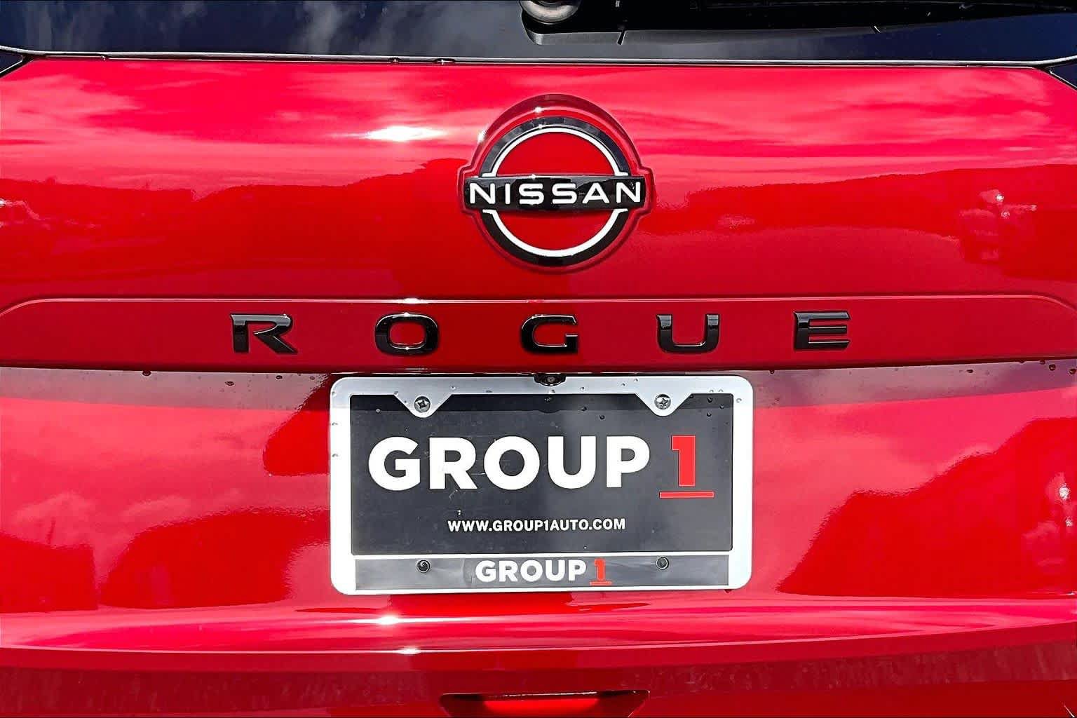 New 2026 Nissan Rogue Dark Armor FWD image 8