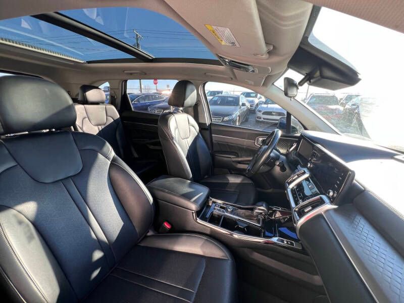 Used 2022 Kia Sorento SX FWD image 15