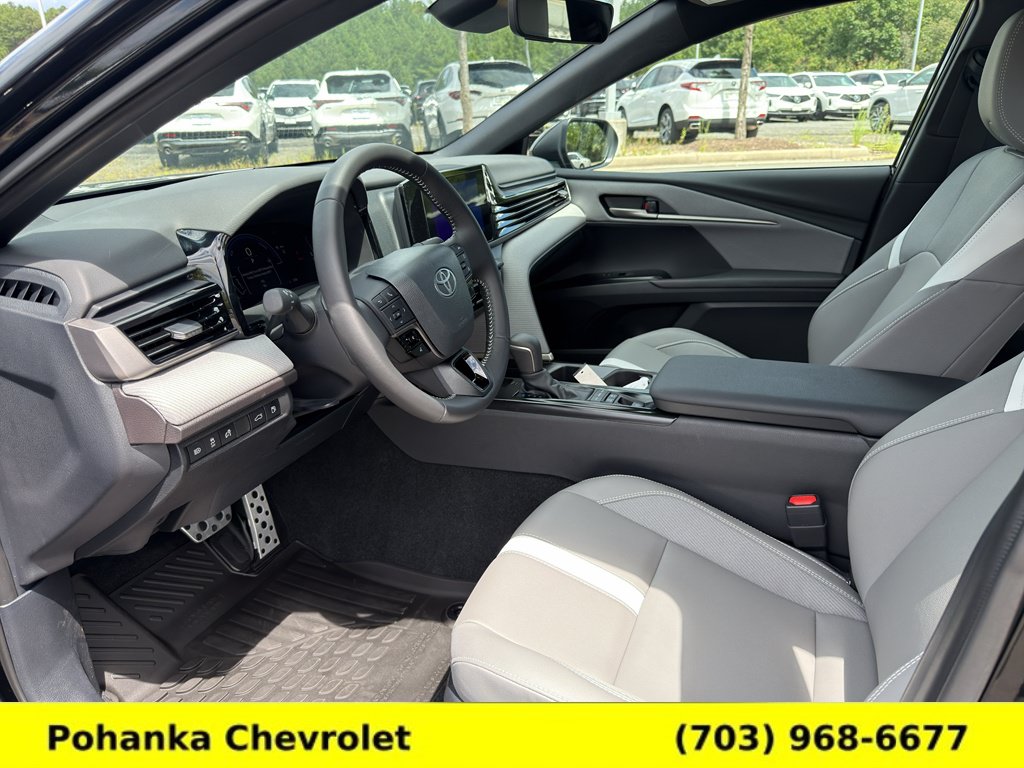 Used 2026 Toyota Camry SE w/ Convenience Package FWD image 24