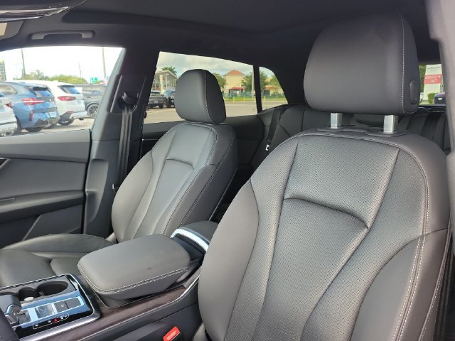 Used 2021 Audi Q8 Premium Plus AWD/4WD image 24