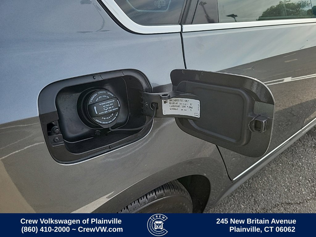Used 2016 Volkswagen Passat 1.8T SE FWD image 32