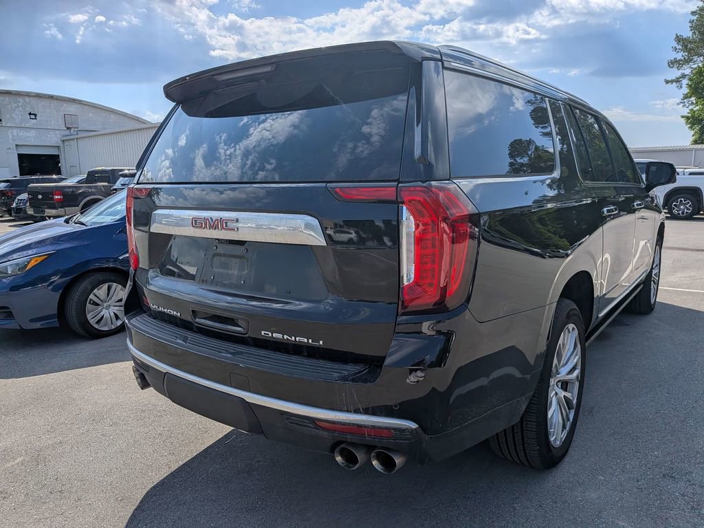Used 2023 GMC Yukon XL Denali w/ Denali Reserve Package AWD/4WD image 8