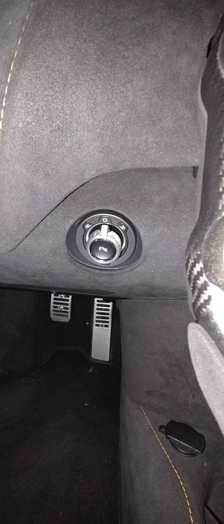 Used 2018 McLaren 720S image 36