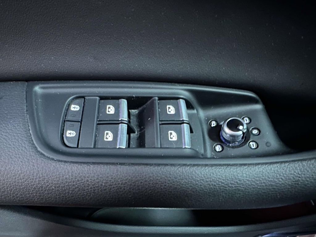 Used 2022 Audi Q7 3.0T Premium Plus w/ Premium Plus Package image 13