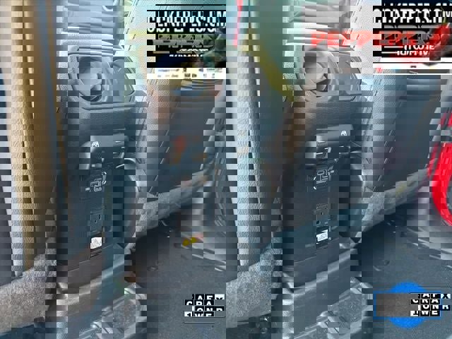 Used 2022 Jeep Wrangler Unlimited Sahara w/ LED Lighting Group image 11