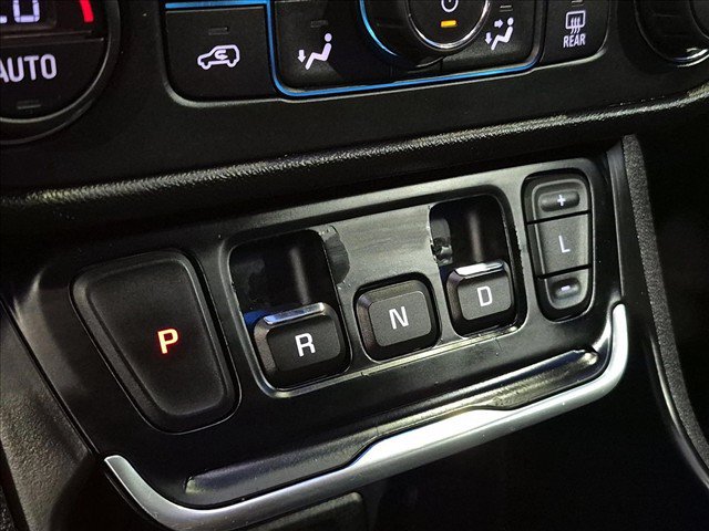 Used 2018 GMC Terrain Denali w/ Advanced Safety Package AWD/4WD image 12