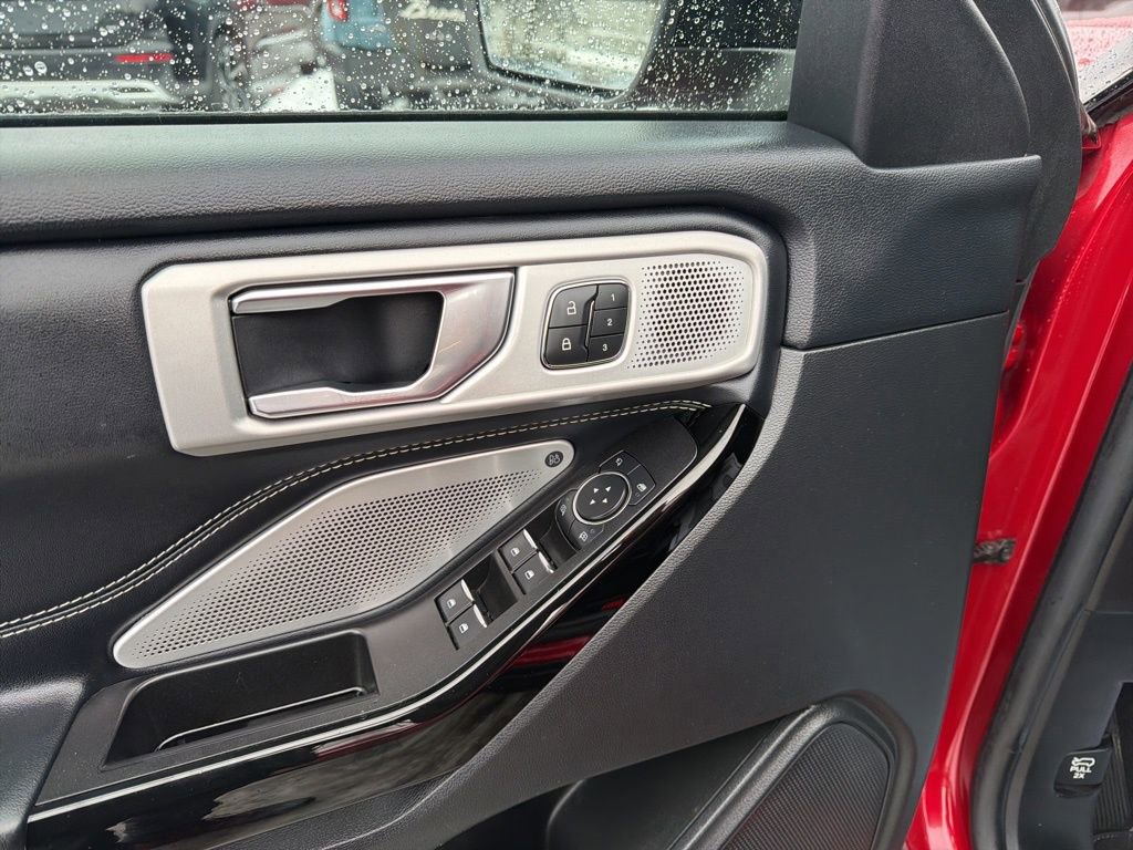 Used 2022 Ford Explorer ST w/ Equipment Group 401A image 10