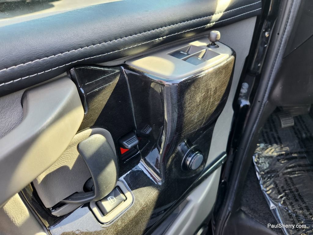 Used 2021 Chevrolet Express 2500 image 31