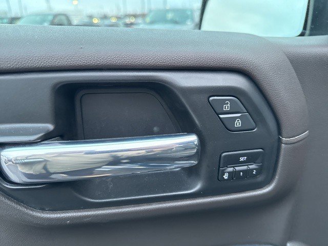 Used 2020 GMC Sierra 1500 SLT w/ SLT Premium Plus Package image 21